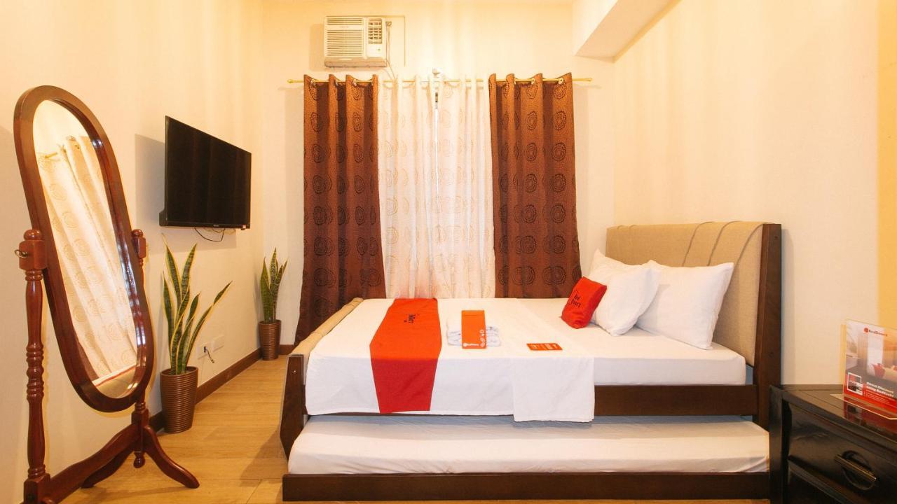 Reddoorz Plus @ Cuarto Verde Staycation Las Piñas Exterior foto