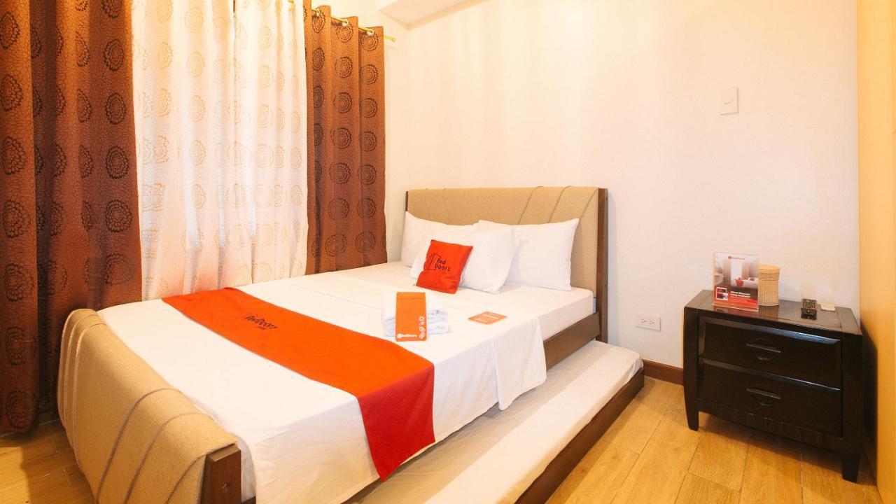 Reddoorz Plus @ Cuarto Verde Staycation Las Piñas Exterior foto