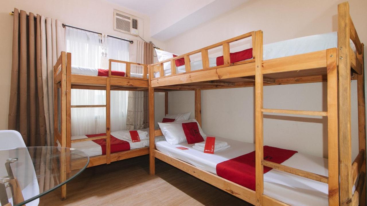 Reddoorz Plus @ Cuarto Verde Staycation Las Piñas Exterior foto